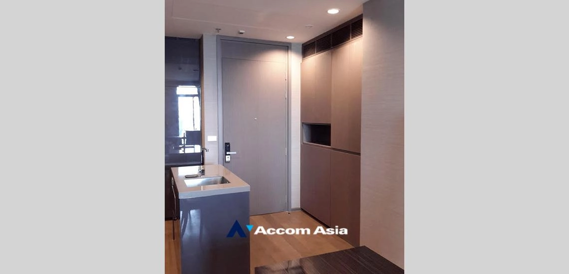 5  3 br Condominium For Rent in Silom ,Bangkok BTS Surasak at The Diplomat Sathorn AA32322