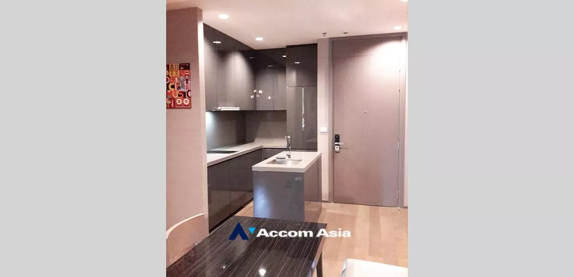  1  3 br Condominium For Rent in Silom ,Bangkok BTS Surasak at The Diplomat Sathorn AA32322