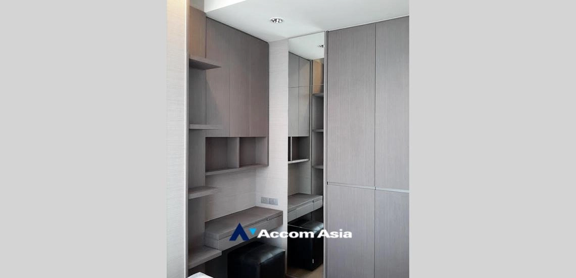 7  3 br Condominium For Rent in Silom ,Bangkok BTS Surasak at The Diplomat Sathorn AA32322