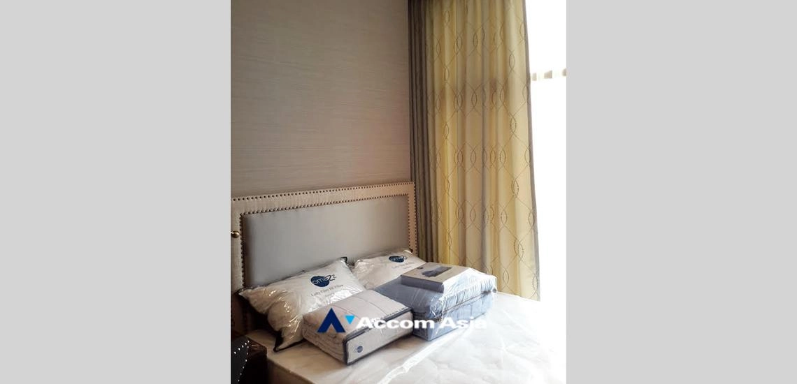 6  3 br Condominium For Rent in Silom ,Bangkok BTS Surasak at The Diplomat Sathorn AA32322