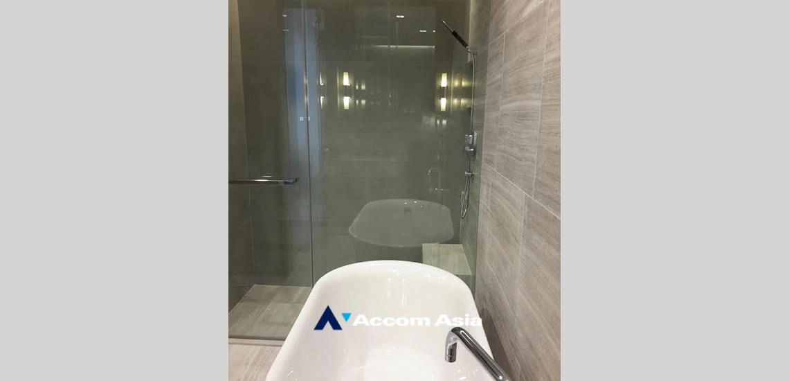 9  3 br Condominium For Rent in Silom ,Bangkok BTS Surasak at The Diplomat Sathorn AA32322