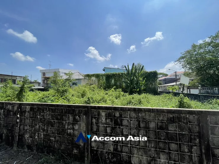 7  Land For Sale in Sukhumvit ,Bangkok  AA32326