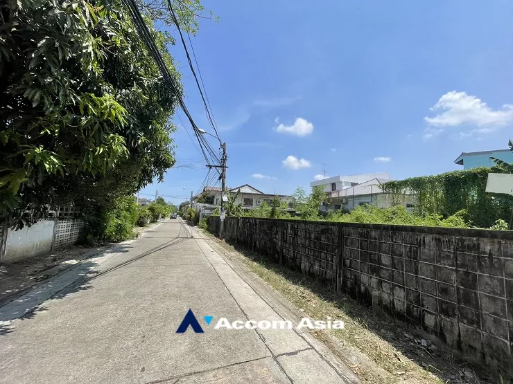 5  Land For Sale in Sukhumvit ,Bangkok  AA32326