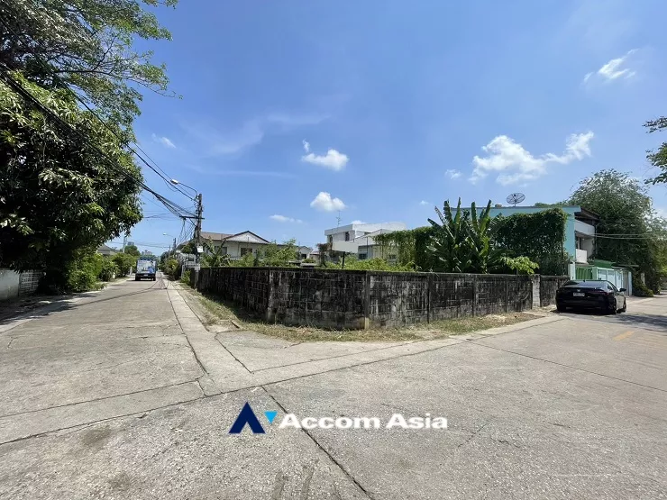  1  Land For Sale in Sukhumvit ,Bangkok  AA32326