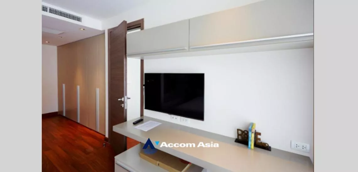 unit 1 Bedroom  Apartment For Rent in Sukhumvit, Bangkok  near BTS Ekkamai (AA32338)