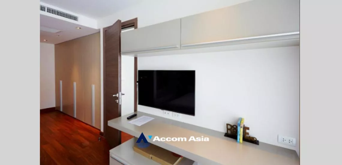  1  1 br Apartment For Rent in Sukhumvit ,Bangkok BTS Ekkamai at Quality Time with Family AA32338