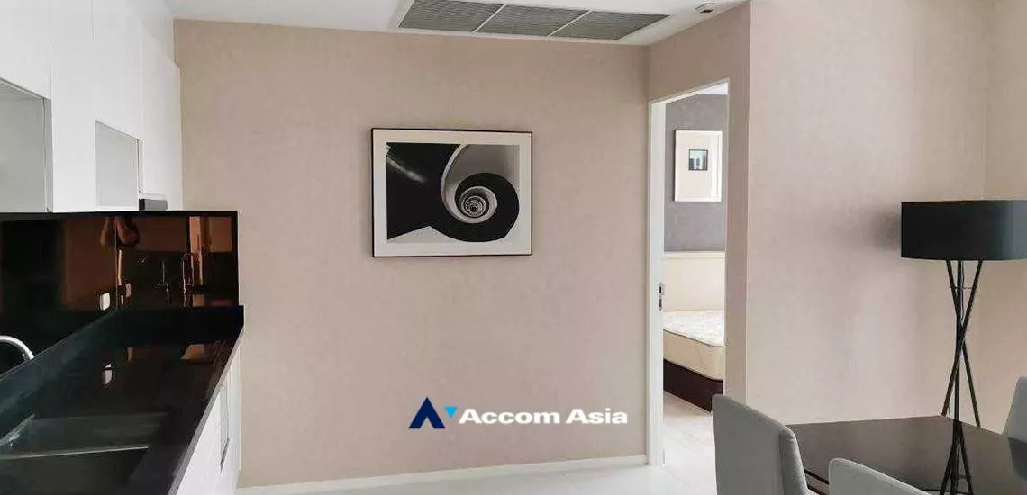 unit 2 Bedrooms  Condominium For Rent in Sukhumvit, Bangkok  near BTS Ekkamai (AA32341)