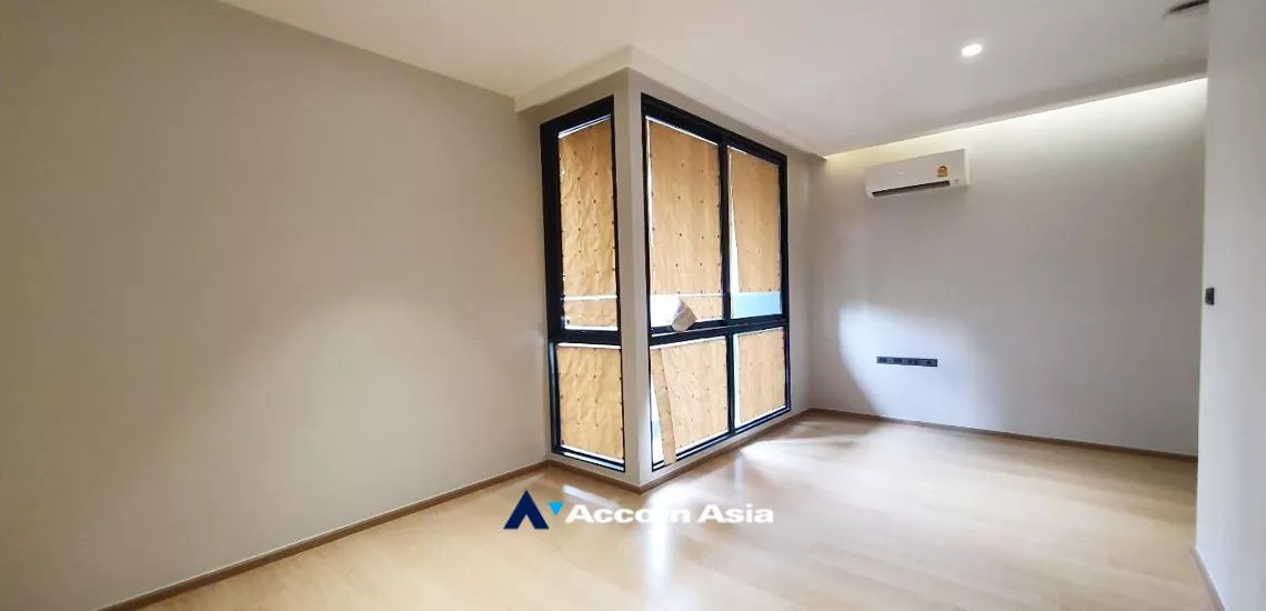 14  4 br Townhouse For Sale in Sukhumvit ,Bangkok BTS Thong Lo at New style premium with usable area AA32344