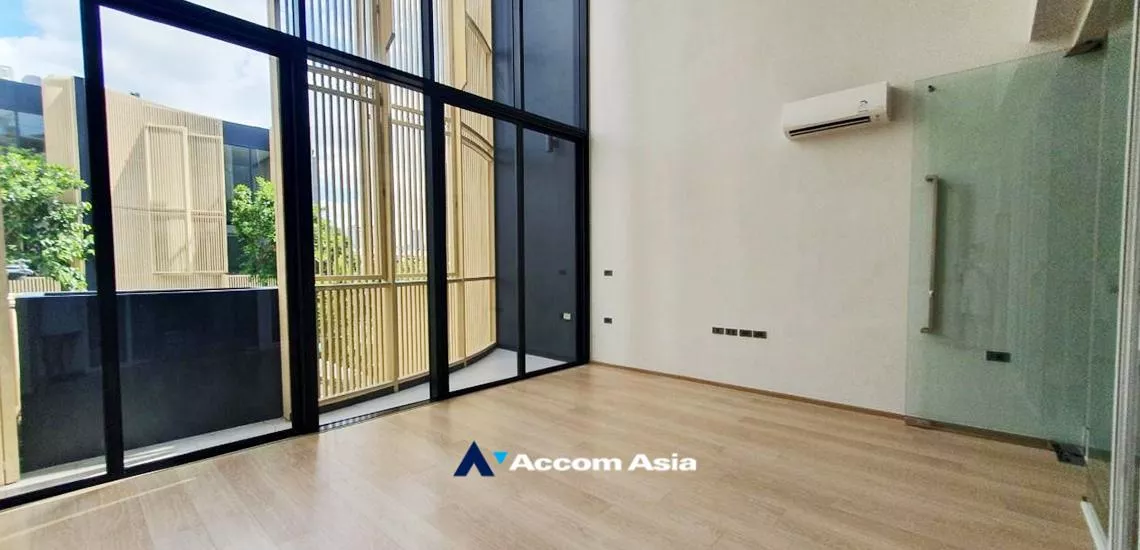  1  4 br Townhouse For Sale in Sukhumvit ,Bangkok BTS Thong Lo at New style premium with usable area AA32344