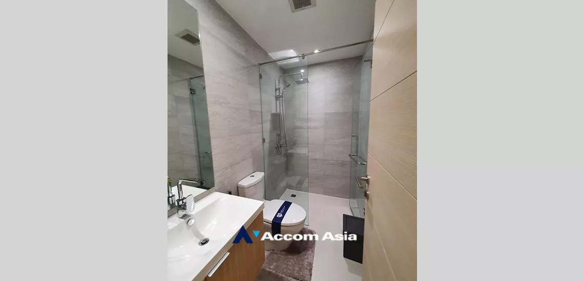 21  4 br Townhouse For Sale in Sukhumvit ,Bangkok BTS Thong Lo at New style premium with usable area AA32344