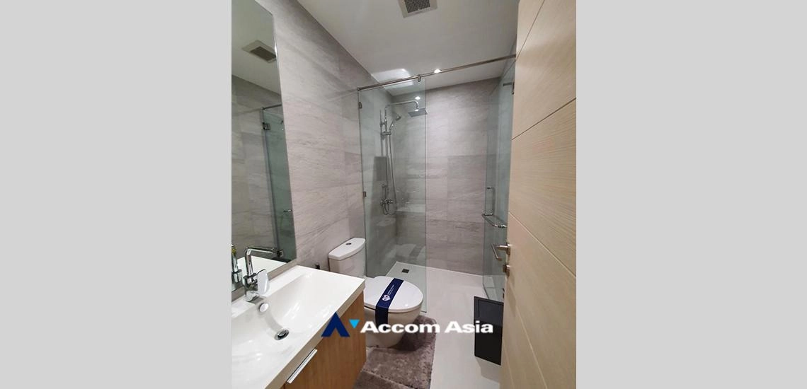 24  4 br Townhouse For Sale in Sukhumvit ,Bangkok BTS Thong Lo at New style premium with usable area AA32345