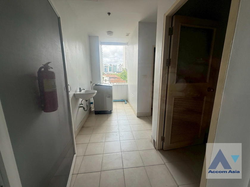 17  2 br Apartment For Rent in Sukhumvit ,Bangkok BTS Phrom Phong at Fully Furnished Suites AA32347