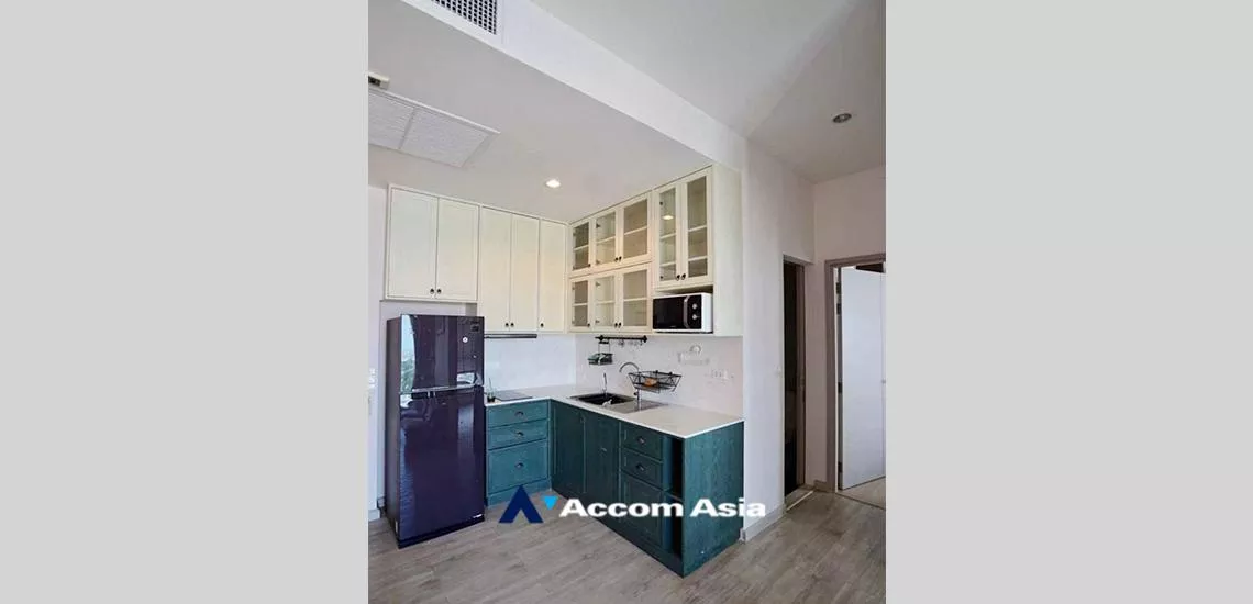  1  2 br Condominium For Rent in Ratchadapisek ,Bangkok BTS Thong Lo - ARL Ramkhamhaeng at The Capital Ekamai Thonglor AA32349