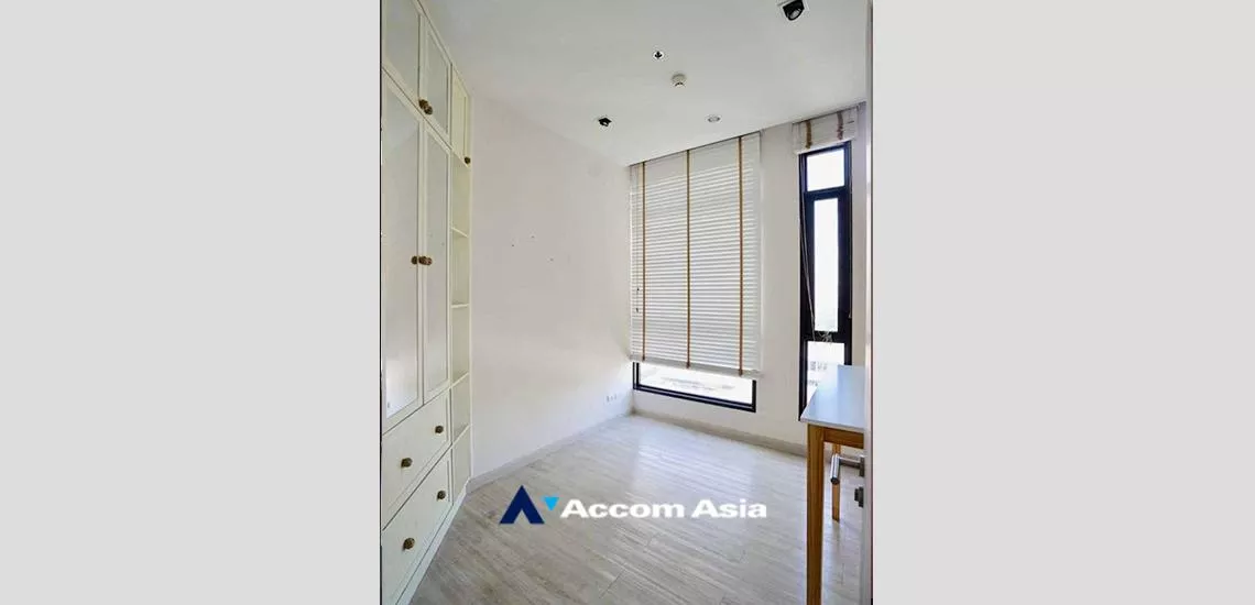 6  2 br Condominium For Rent in Ratchadaphisek ,Bangkok BTS Thong Lo - ARL Ramkhamhaeng at The Capital Ekamai Thonglor AA32349