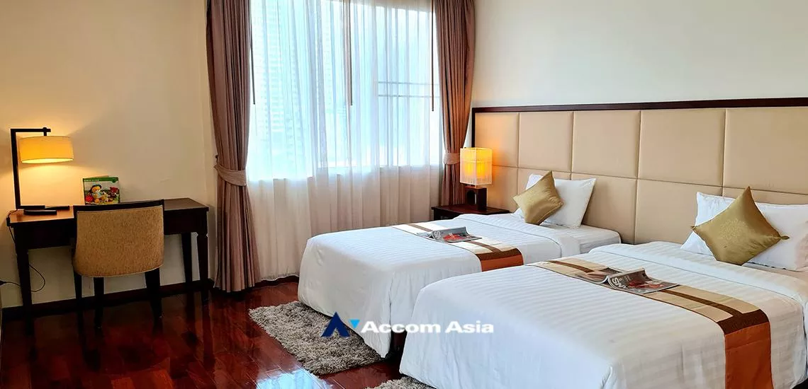 8  3 br Apartment For Rent in Sukhumvit ,Bangkok BTS Phrom Phong at Fully Furnished Suites AA32353