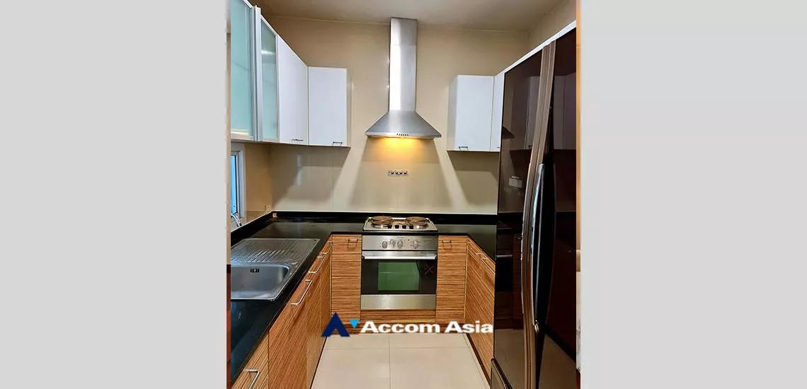 5  3 br Apartment For Rent in Sukhumvit ,Bangkok BTS Phrom Phong at Fully Furnished Suites AA32353