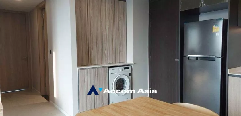  2 Bedrooms  Condominium For Rent & Sale in Ploenchit, Bangkok  near BTS National Stadium (AA32355)