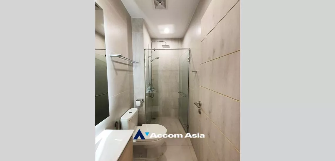 16  4 br Townhouse For Sale in Sukhumvit ,Bangkok BTS Bang Chak at Luxury Style in Prime Location AA32358