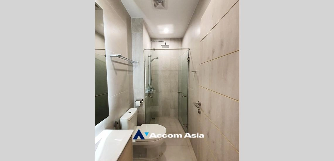 13  4 br Townhouse For Sale in Sukhumvit ,Bangkok BTS Bang Chak at Luxury Style in Prime Location AA32360