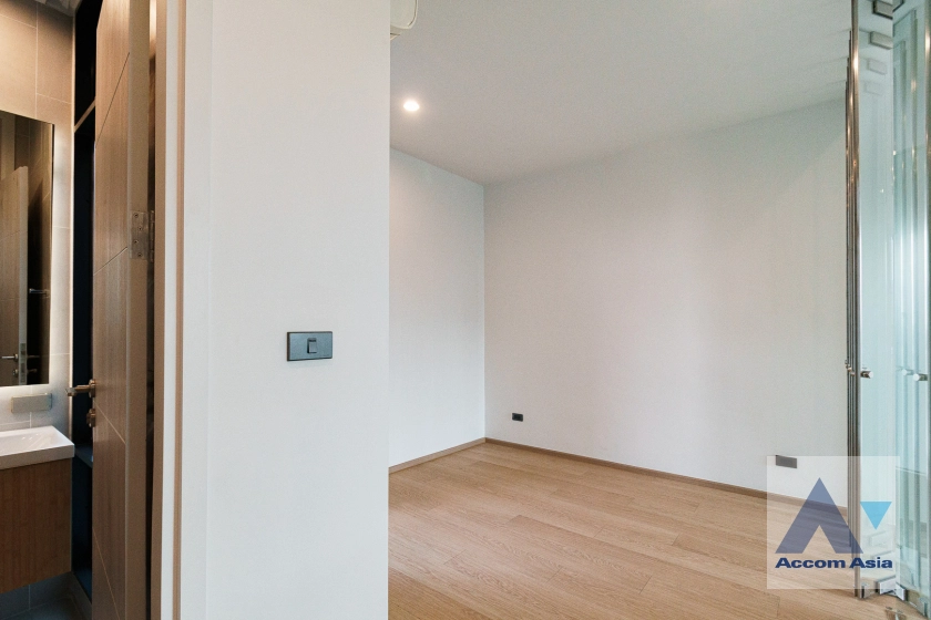 23  4 br Townhouse for rent and sale in Sukhumvit ,Bangkok BTS Bang Chak at Luxury Style in Prime Location AA32361