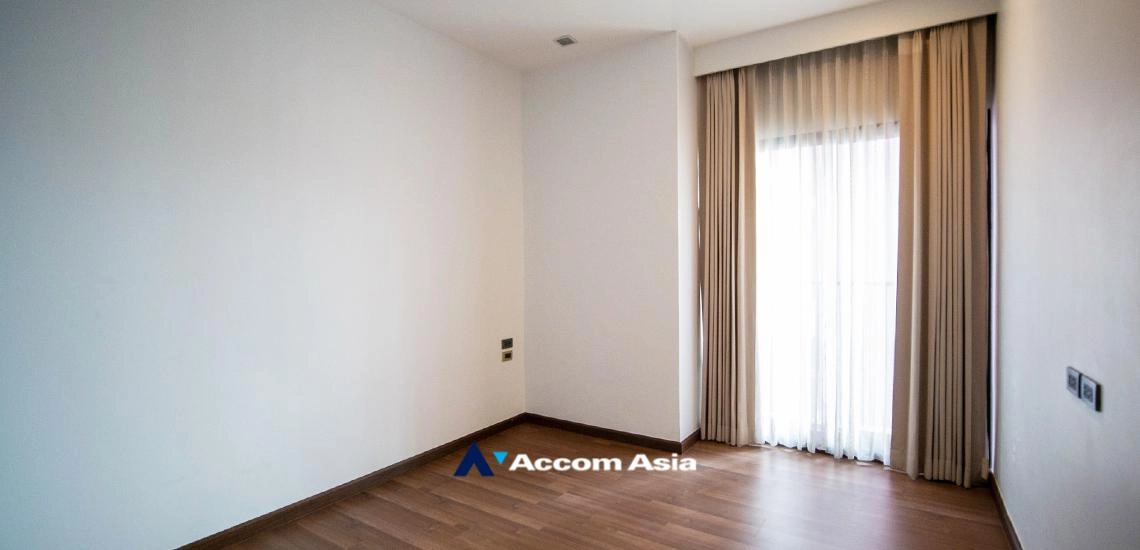 5  2 br Condominium for rent and sale in Sukhumvit ,Bangkok BTS Ekkamai at Noble Reveal AA32377