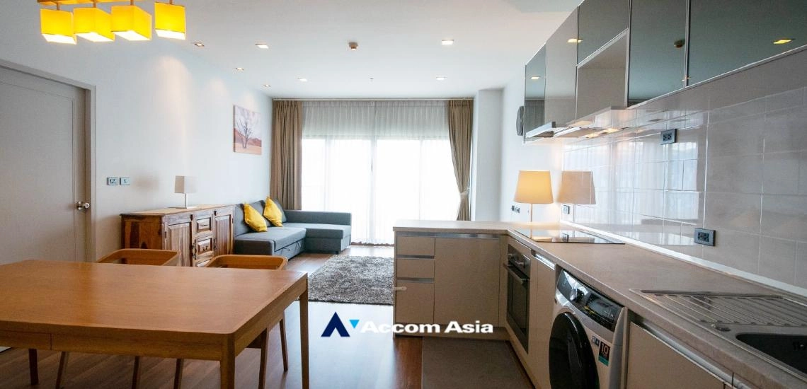 unit 2 Bedrooms  Condominium For Rent & Sale in Sukhumvit, Bangkok  near BTS Ekkamai (AA32377)