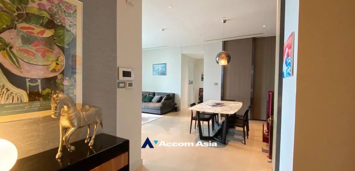 5  3 br Condominium For Rent in Ploenchit ,Bangkok BTS Chitlom at Sindhorn Residence AA32378