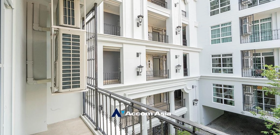 4  2 br Condominium For Sale in Sukhumvit ,Bangkok BTS Thong Lo at Verde Sukhumvit 49/15  AA32379