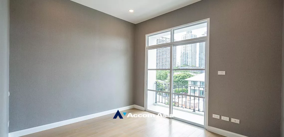 5  1 br Condominium For Sale in Sukhumvit ,Bangkok BTS Thong Lo at Verde Sukhumvit 49/15  AA32382