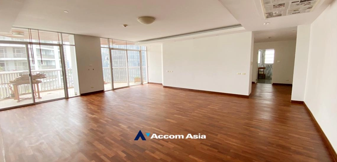 unitPet friendly |  3 Bedrooms  Apartment For Rent in Sukhumvit, Bangkok  near BTS Asok - MRT Sukhumvit (AA32387)