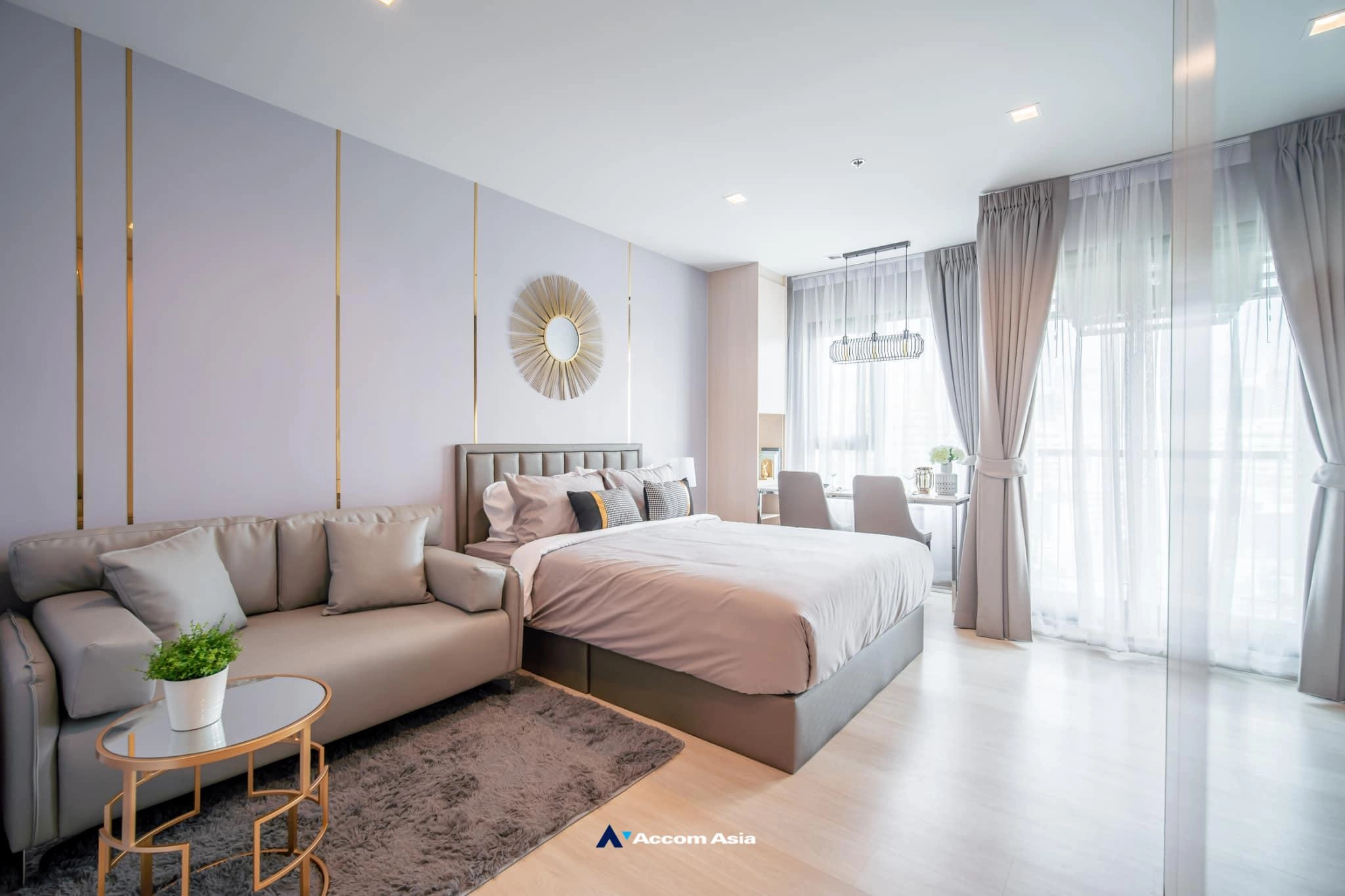 unit Studio  Condominium For Rent in Ploenchit, Bangkok  near BTS Ploenchit (AA32388)