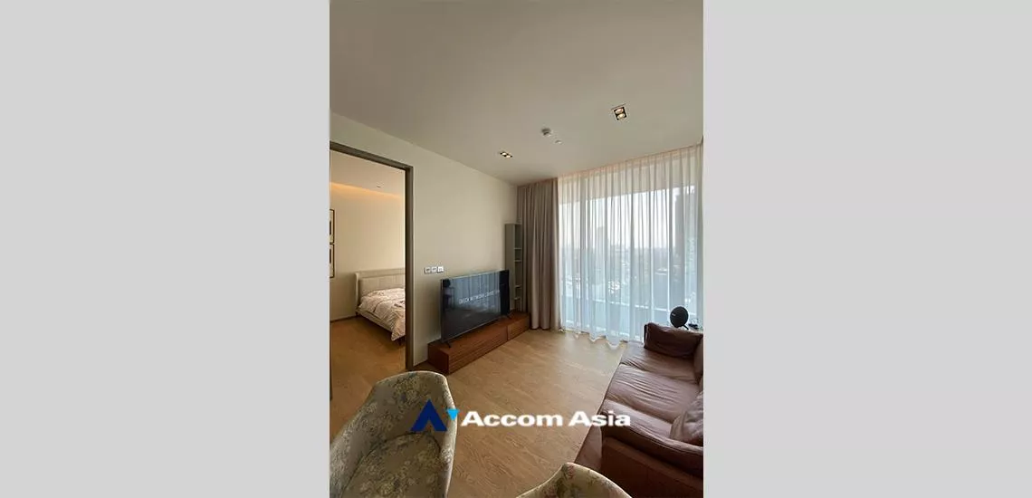  1 Bedroom  Condominium For Sale in Silom, Bangkok  near MRT Lumphini (AA32391)
