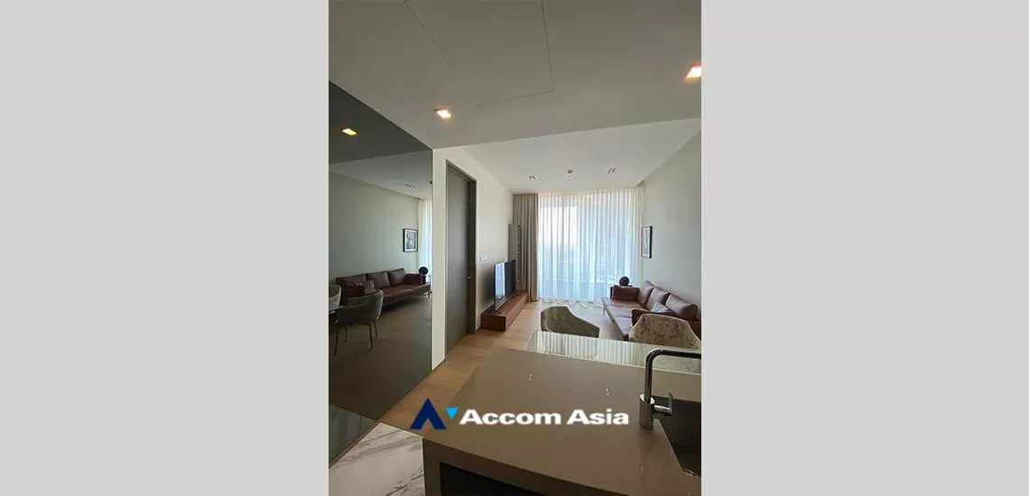  1  1 br Condominium For Sale in Silom ,Bangkok MRT Lumphini at Saladaeng One AA32391