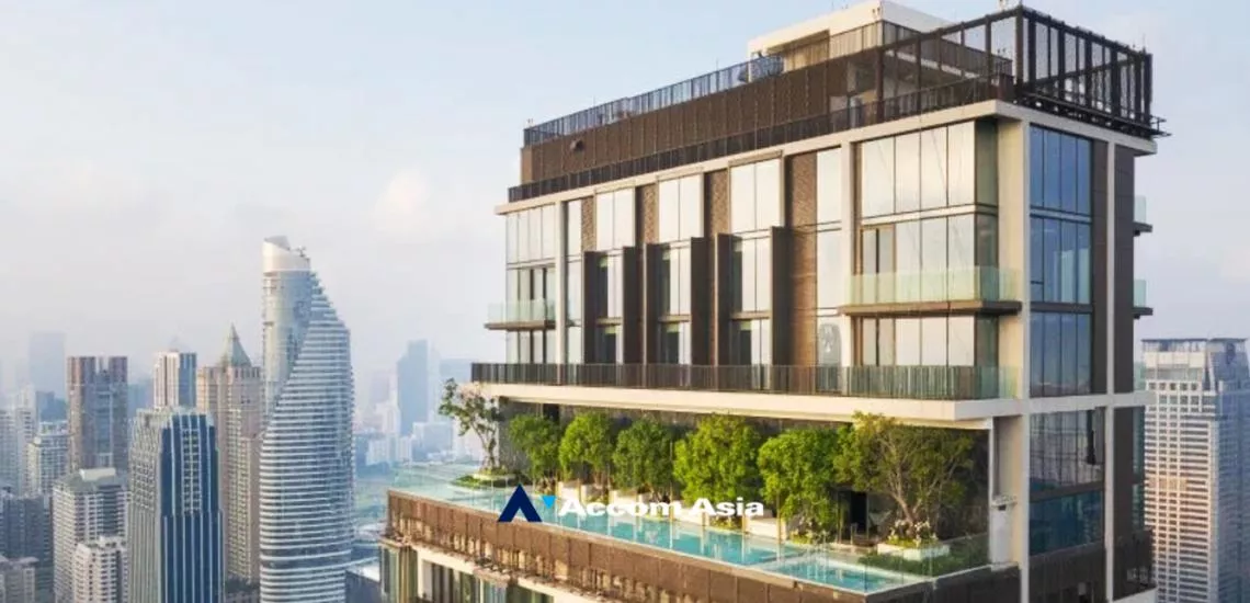 28 Chidlom Condominium  2 Bedroom for Sale BTS Chitlom in Ploenchit Bangkok