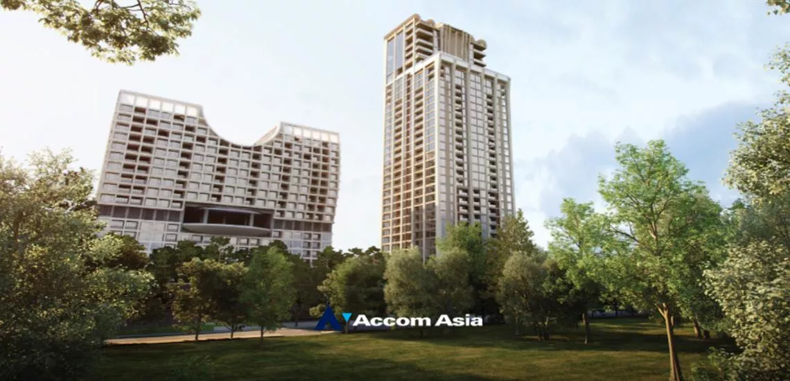  4 Bedrooms  Condominium For Rent & Sale in Ploenchit, Bangkok  near BTS Ratchadamri (AA32410)