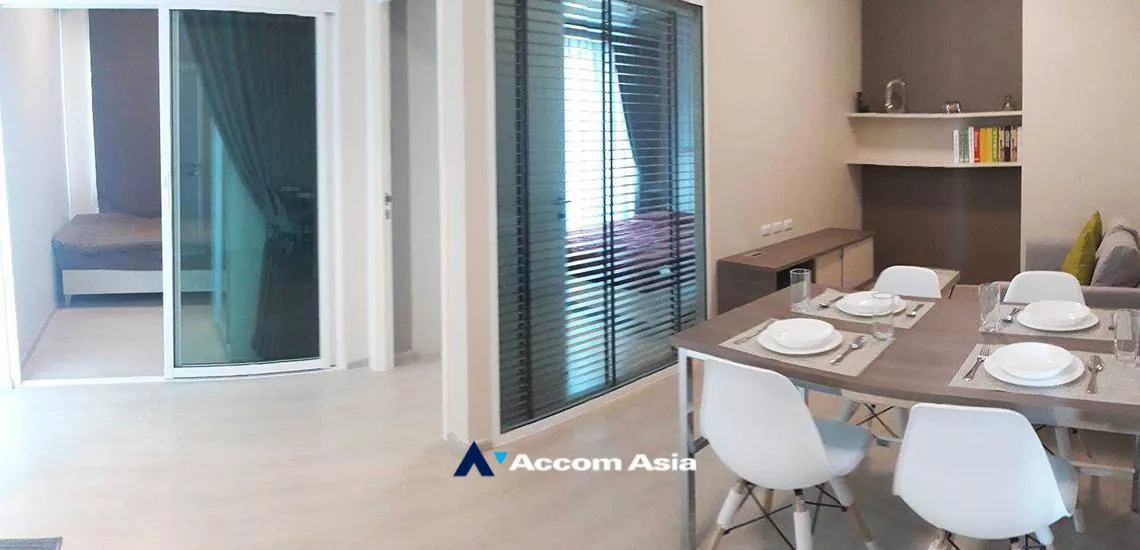 Corner Unit |  2 Bedrooms  Condominium For Sale in Ratchadapisek, Bangkok  near MRT Huai Khwang (AA32411)