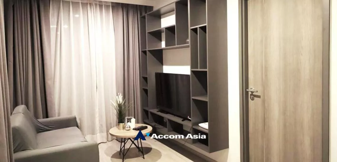 Corner Unit, Pet friendly |  2 Bedrooms  Condominium For Rent & Sale in Ploenchit, Bangkok  near BTS Ploenchit (AA32416)