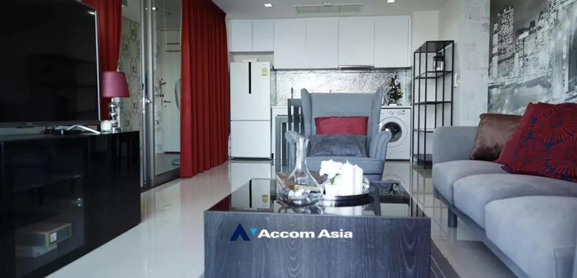  2 Bedrooms  Condominium For Rent & Sale in Charoenkrung, Bangkok  near BRT Rama IX Bridge (AA32418)