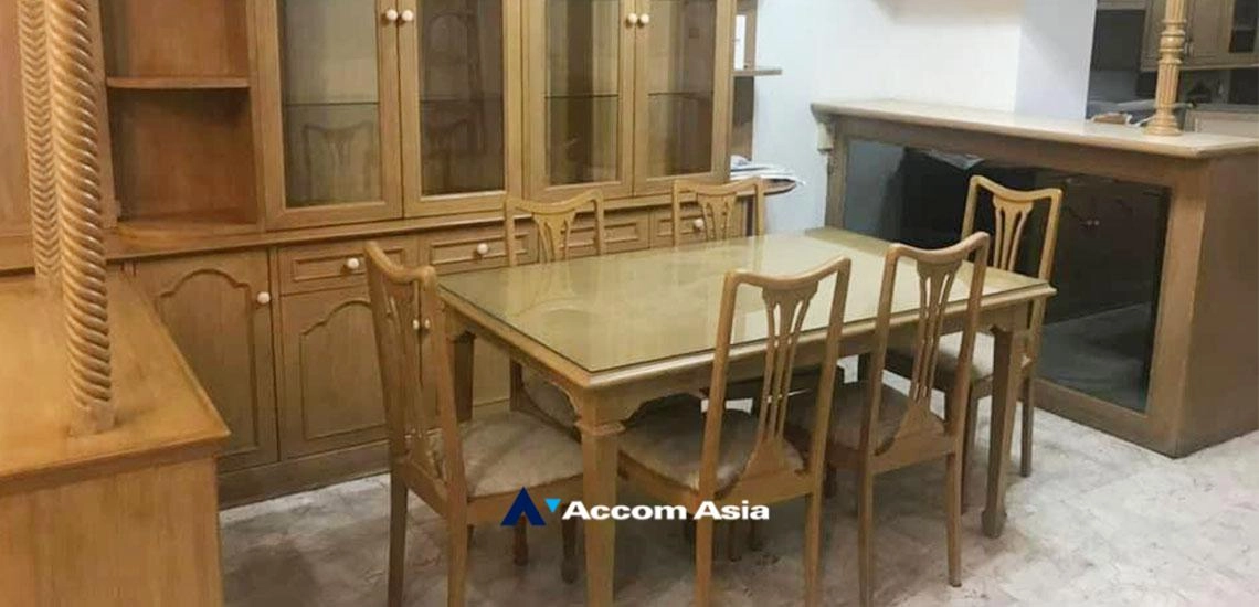 9  4 br Townhouse for rent and sale in Sukhumvit ,Bangkok BTS Phra khanong AA32424