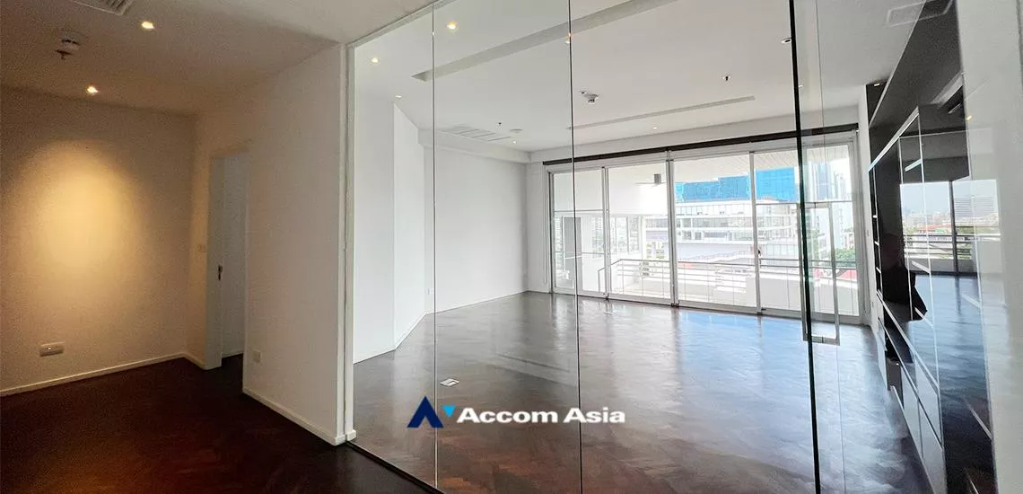 5  4 br Apartment For Rent in Sathorn ,Bangkok BTS Chong Nonsi at The Contemporary Living AA32429