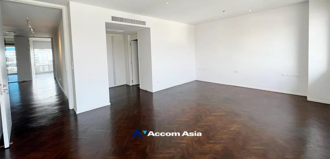 9  4 br Apartment For Rent in Sathorn ,Bangkok BTS Chong Nonsi at The Contemporary Living AA32429