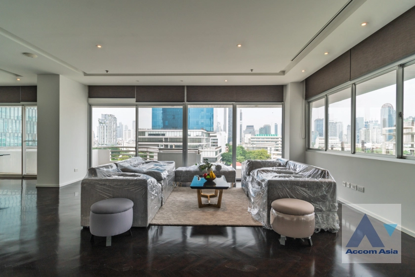 Huge Terrace, Pet friendly |  Private Low-Rise Residence Only 7 Units in Project Apartment  4 Bedroom for Rent BTS Chong Nonsi in Sathorn Bangkok