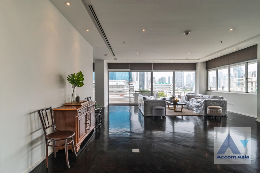 1  4 br Apartment For Rent in Sathorn ,Bangkok BTS Chong Nonsi at Private Low-Rise Residence Only 7 Units in Project AA32429