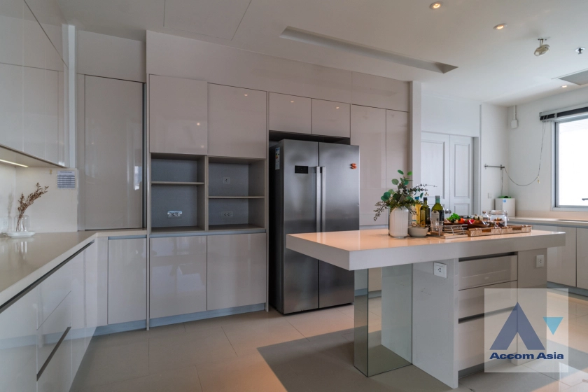 7  4 br Apartment For Rent in Sathorn ,Bangkok BTS Chong Nonsi at Private Low-Rise Residence Only 7 Units in Project AA32429