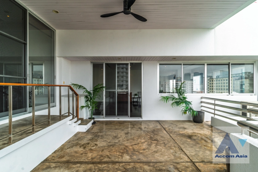 4  4 br Apartment For Rent in Sathorn ,Bangkok BTS Chong Nonsi at Private Low-Rise Residence Only 7 Units in Project AA32429