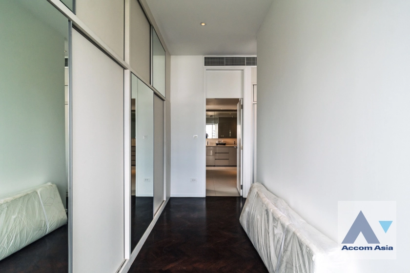 21  4 br Apartment For Rent in Sathorn ,Bangkok BTS Chong Nonsi at Private Low-Rise Residence Only 7 Units in Project AA32429