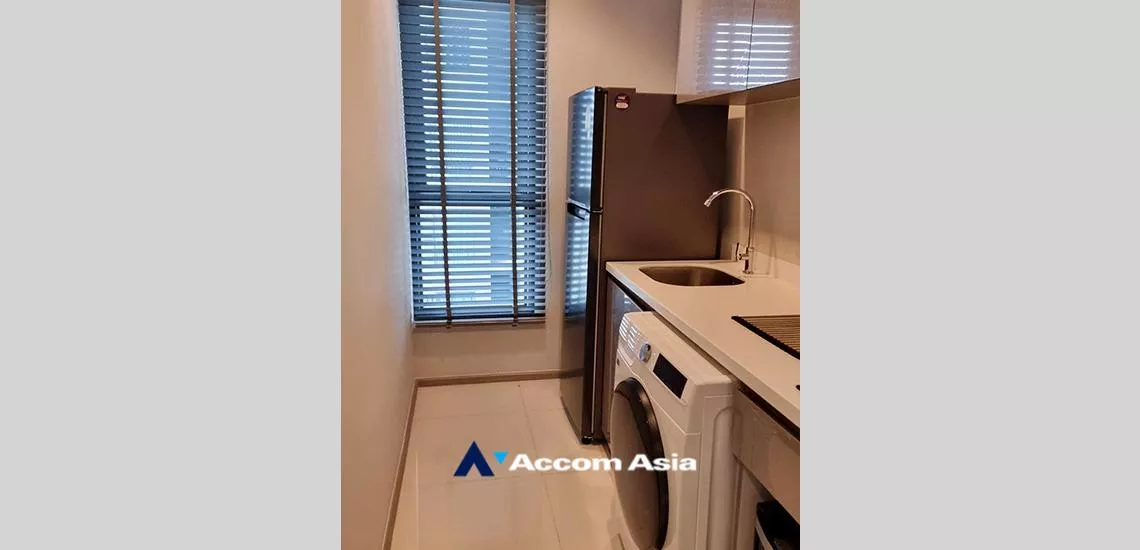 unit 2 Bedrooms  Condominium For Sale in Phaholyothin, Bangkok  near MRT Rama 9 (AA32431)
