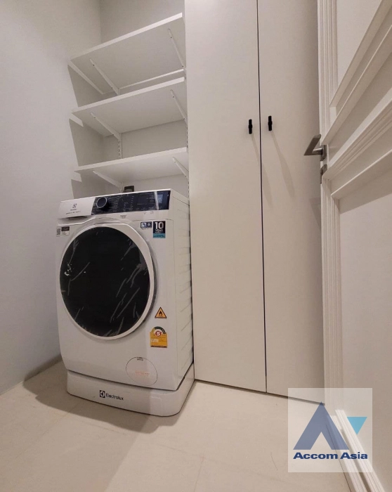 9  1 br Condominium for rent and sale in Ploenchit ,Bangkok BTS Ploenchit at MUNIQ Langsuan AA32432