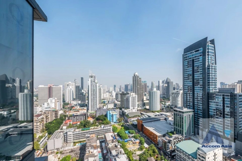 10  2 br Condominium for rent and sale in Sukhumvit ,Bangkok BTS Nana at Q One Sukhumvit AA32434