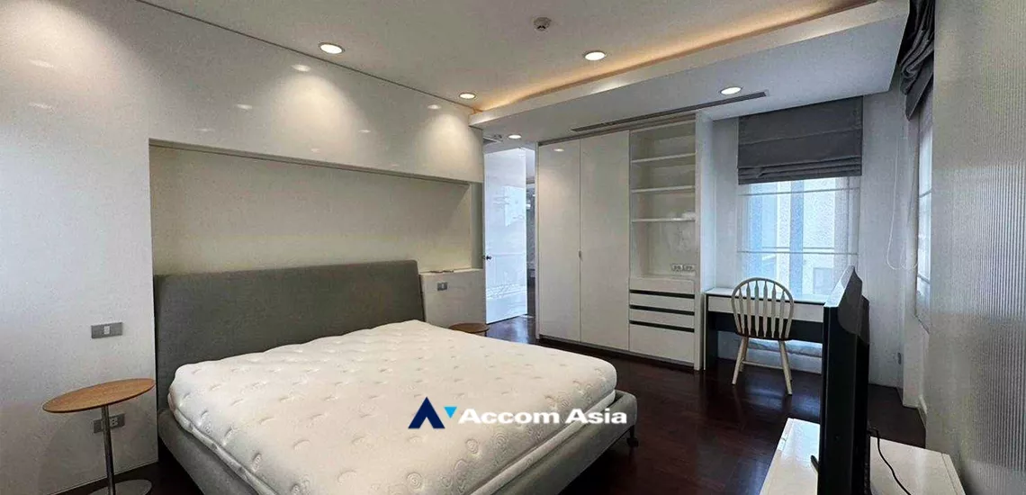  1  3 br Condominium For Rent in Ploenchit ,Bangkok BTS Chitlom at Tonson Court AA32441